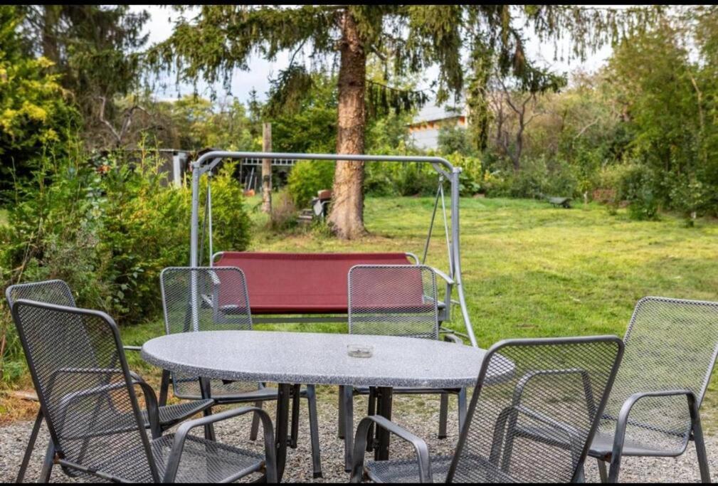 Cityloft Kassel 1 - Zentrale Unterkunft Fuer Gruppen Bis 7 Personen - Parkplatz - Netflix Ngoại thất bức ảnh